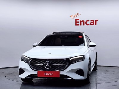 MERCEDES-BENZ E-CLASS - 2