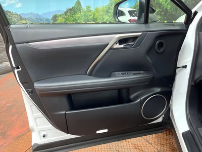 2021 Lexus RX thumbnail 23