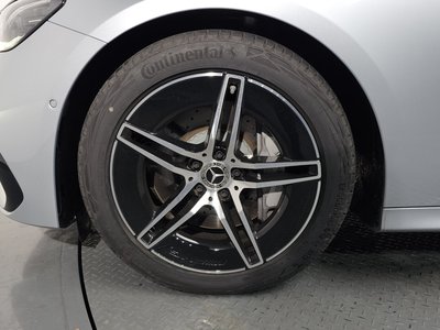 MERCEDES-BENZ E-CLASS - 6