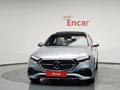 MERCEDES-BENZ E-CLASS - 3