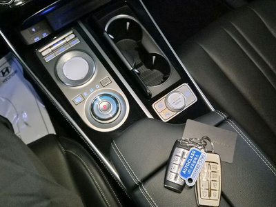 صورة 10 لـ 2022 Genesis GV80