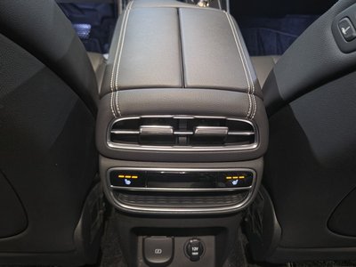 2022 Genesis GV80 — миниатюра 19