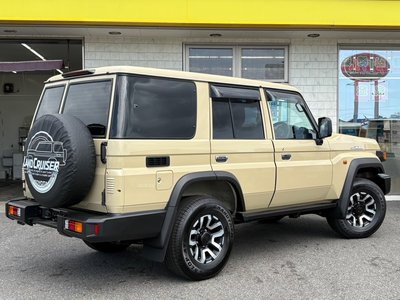 TOYOTA LAND CRUISER - 5