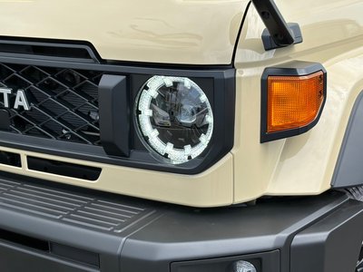 TOYOTA LAND CRUISER - 6