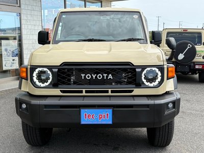 TOYOTA LAND CRUISER - 2