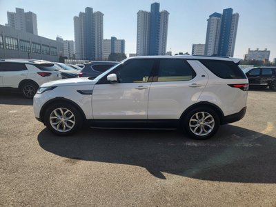 LAND ROVER DISCOVERY - 4