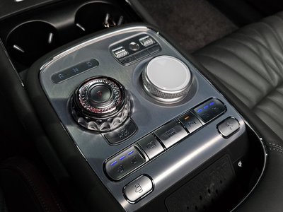 صورة 9 لـ 2022 Genesis G90 (RS4)