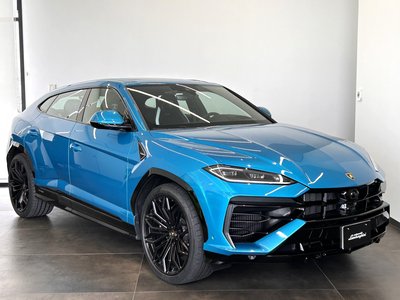 LAMBORGHINI URUS - 2