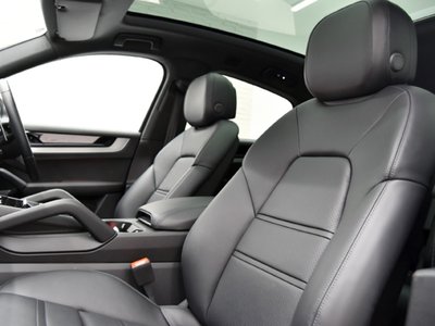 PORSCHE CAYENNE - 9
