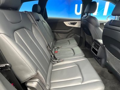AUDI Q7 - 10