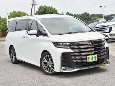 2025 Toyota VELLFIRE — фото 3