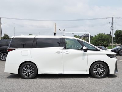 2025 Toyota VELLFIRE — фото 9