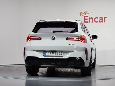 2025 BMW X3 photo 3