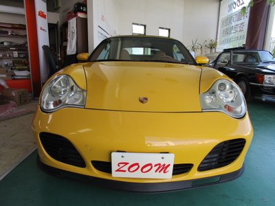 PORSCHE 911 CABRIOLET - 2