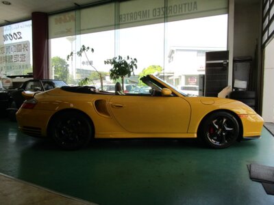 PORSCHE 911 CABRIOLET - 9