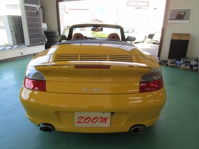 PORSCHE 911 CABRIOLET - 10