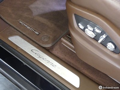 صورة مصغرة 20 لـ 2021 Porsche CAYENNE