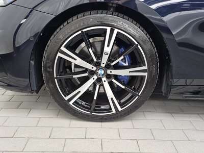 2023 BMW 5 SERIES photo 6