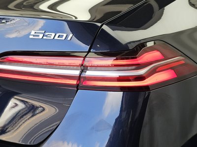 2023 BMW 5 SERIES photo 10