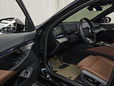 2023 BMW 5 SERIES 缩略图 13