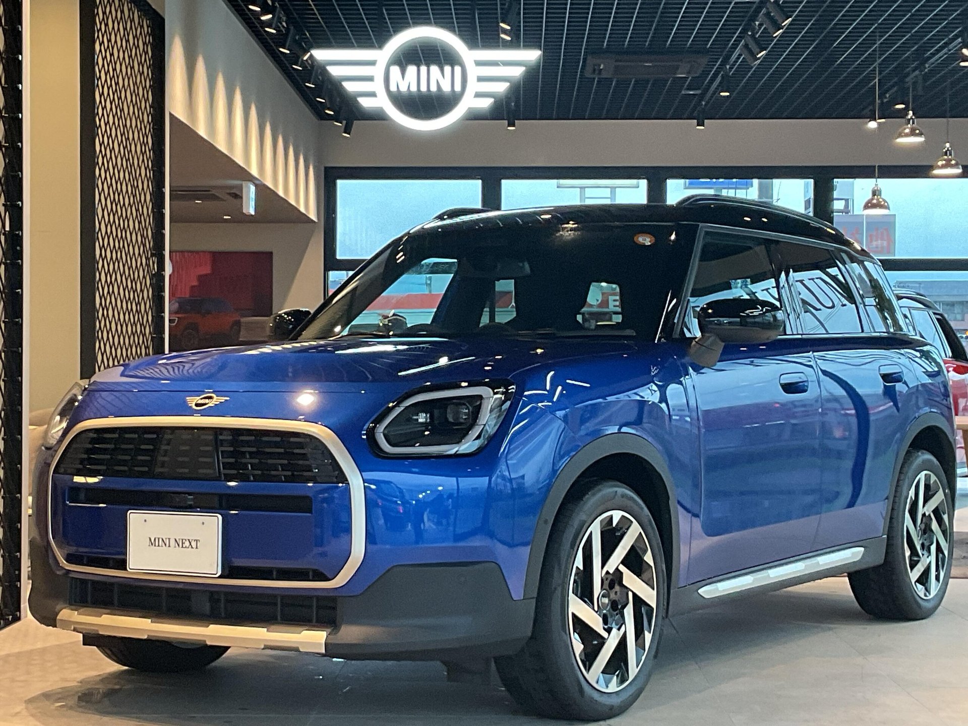 MINI MINI COUNTRYMAN - View 1