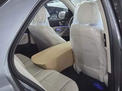 MERCEDES-BENZ GLE - 10