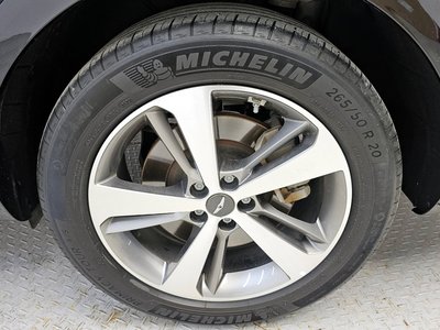 GENESIS GV80 - 8