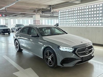 MERCEDES-BENZ E-CLASS - 2