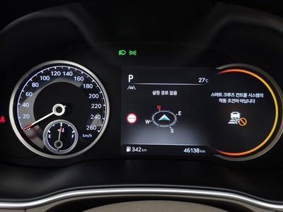 صورة 8 لـ 2023 Genesis GV80
