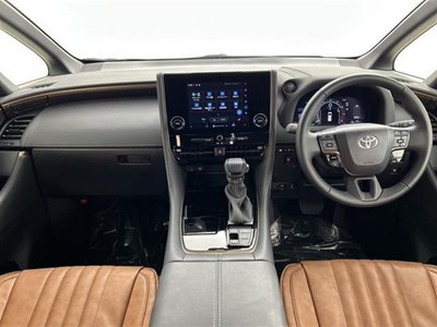 2025 TOYOTA ALPHARD photo 2