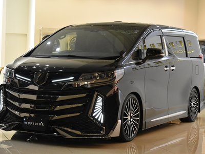 TOYOTA ALPHARD - 1