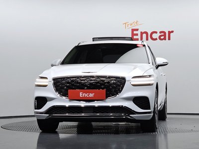 2024 Genesis GV70 photo 2
