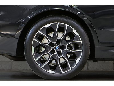 صورة مصغرة 30 لـ 2024 BMW X7