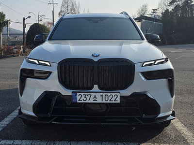 2024 BMW X7 照片 1