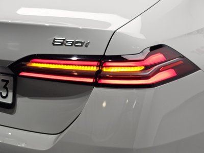 2024 BMW 5 SERIES 照片 10
