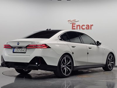 2024 BMW 5 SERIES 照片 3