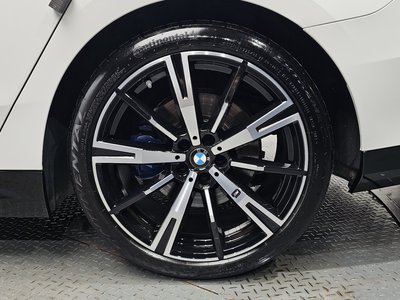 2024 BMW 5 SERIES 照片 8