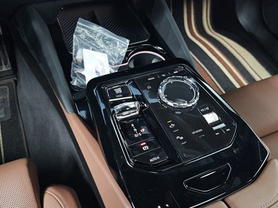 صورة مصغرة 12 لـ 2024 BMW 5 SERIES