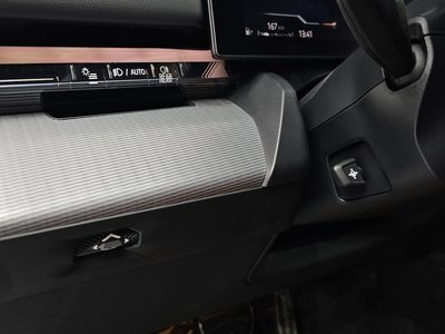 صورة مصغرة 20 لـ 2024 BMW 5 SERIES