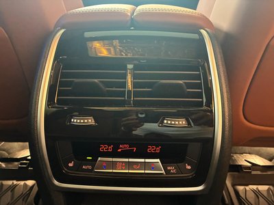 2024 BMW X7 缩略图 31