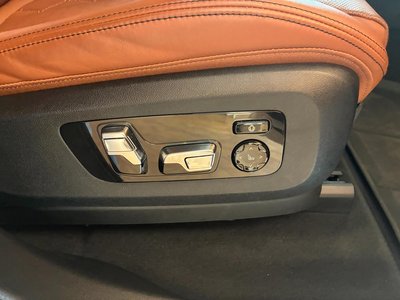 2024 BMW X7 缩略图 24