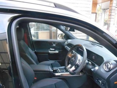 MERCEDES-BENZ GLB - 8