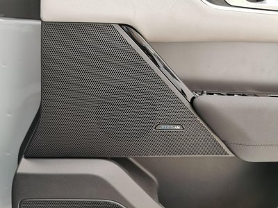 LAND ROVER RANGE ROVER VELAR - 10