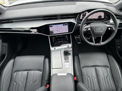 2024 AUDI A6 AVANT photo 2