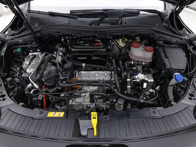 MERCEDES-BENZ EQA - 7