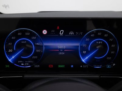 MERCEDES-BENZ EQA - 8