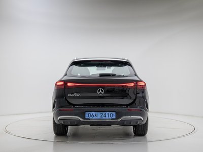 MERCEDES-BENZ EQA - 3