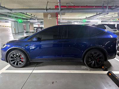 TESLA MODEL X - 2