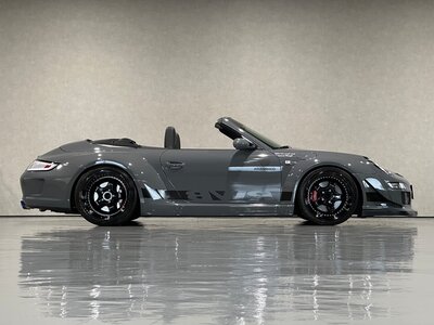 PORSCHE 911 CABRIOLET - 9