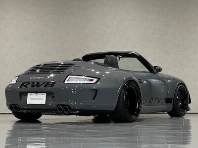 PORSCHE 911 CABRIOLET - 10